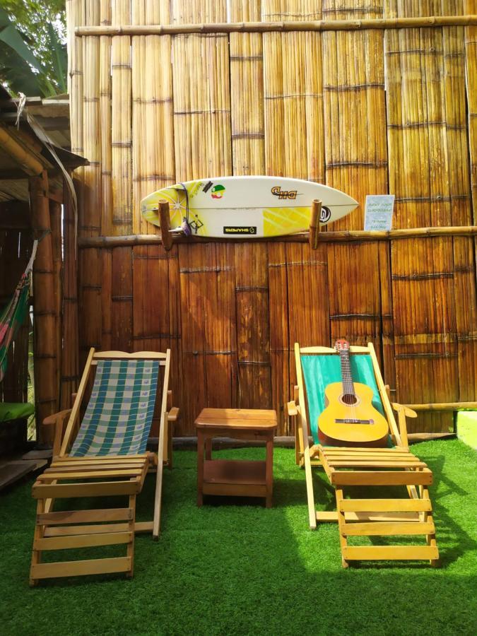 Iguana Beach House Hostel Montanita Exterior photo